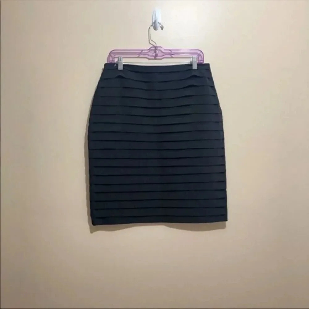 - Larry Levine stretch layered black skirt